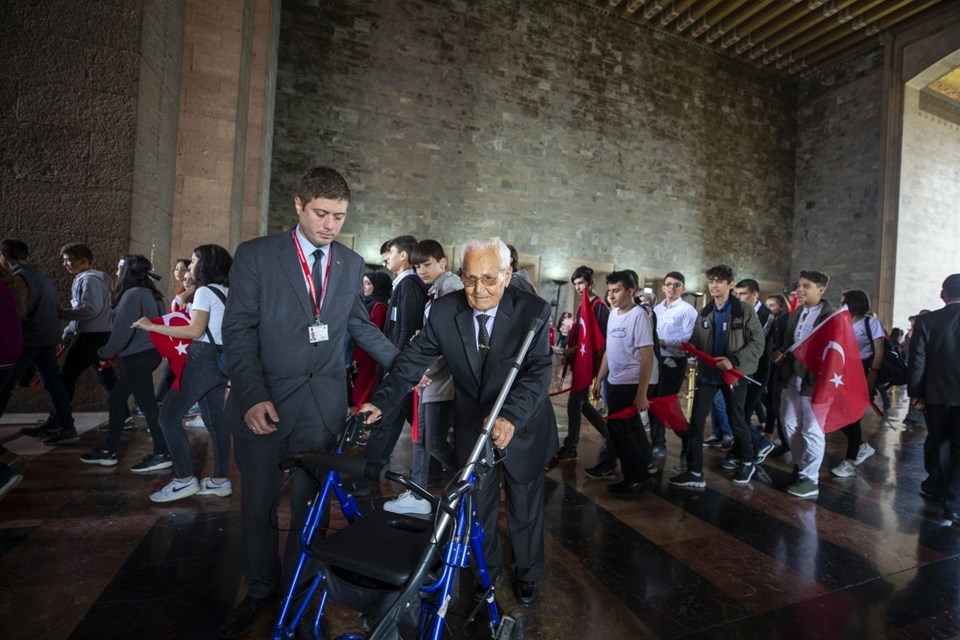 Gençler Anıtkabir'e akın etti galerisi resim 14