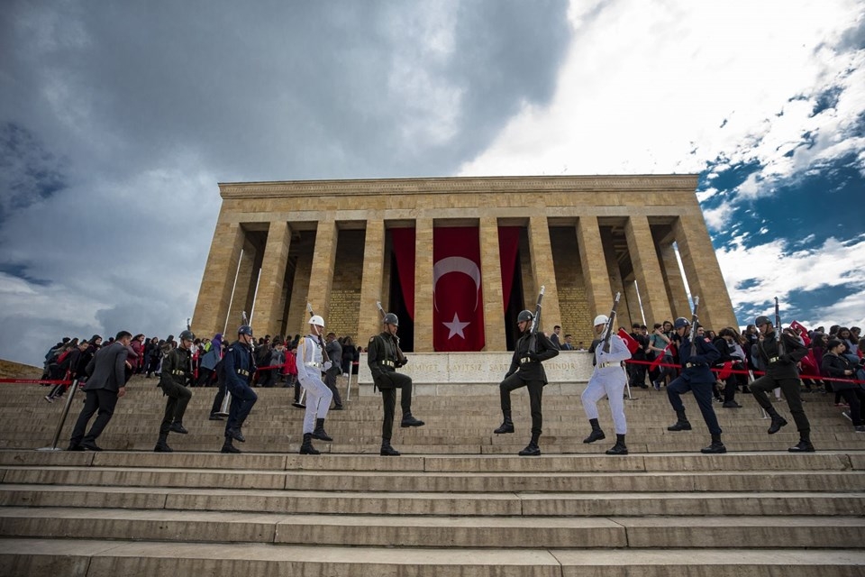 Gençler Anıtkabir'e akın etti galerisi resim 19