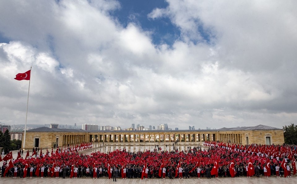 Gençler Anıtkabir'e akın etti galerisi resim 6