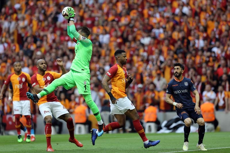 Şampiyon Galatasaray! Maçtan muhteşem kareler galerisi resim 12