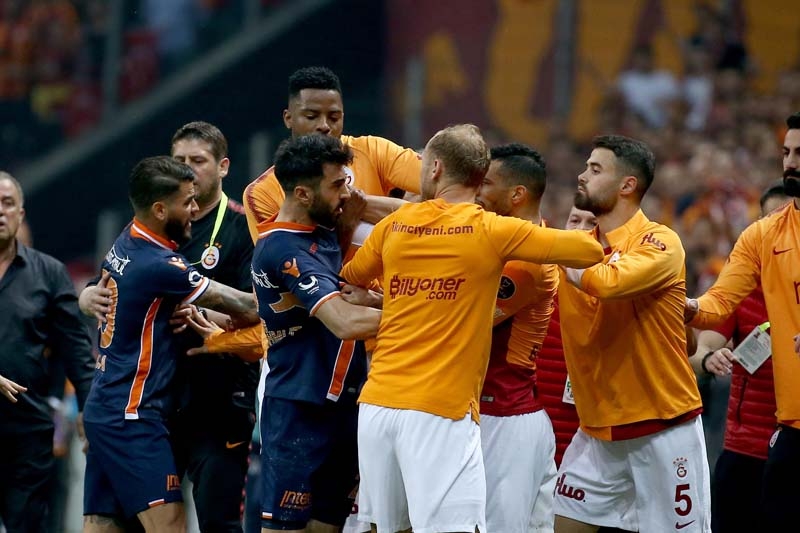 Şampiyon Galatasaray! Maçtan muhteşem kareler galerisi resim 14