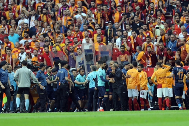 Şampiyon Galatasaray! Maçtan muhteşem kareler galerisi resim 24