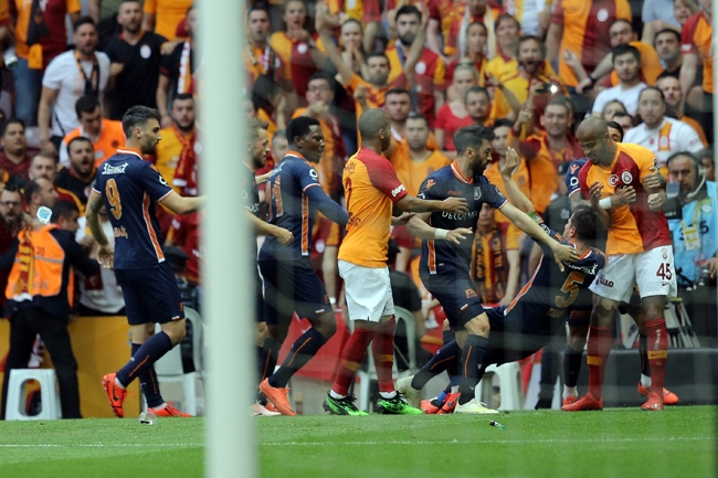 Şampiyon Galatasaray! Maçtan muhteşem kareler galerisi resim 28