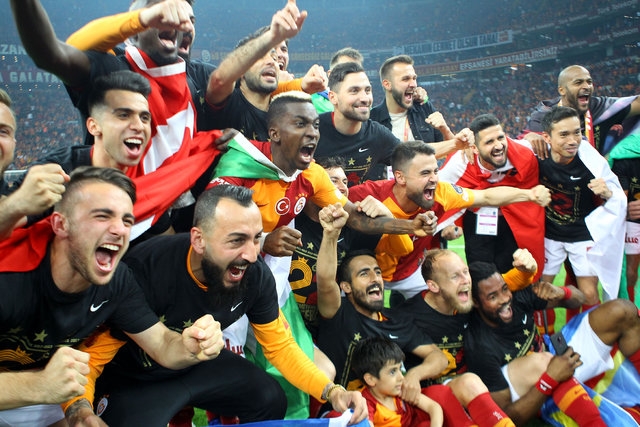 Galatasaray'ın 'Şampiyonluk' coşkusu galerisi resim 9