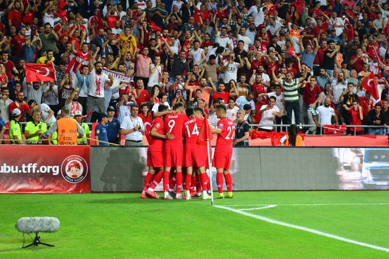 Türkiye - Fransa maçından muhteşem kareler galerisi resim 9