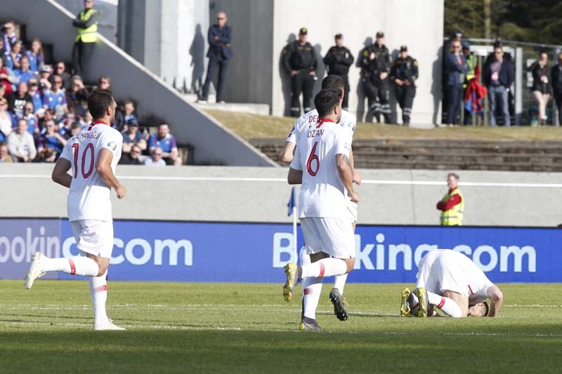 İzlanda - Türkiye maçından kareler galerisi resim 10