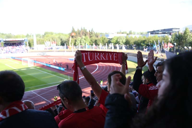 İzlanda - Türkiye maçından kareler galerisi resim 5