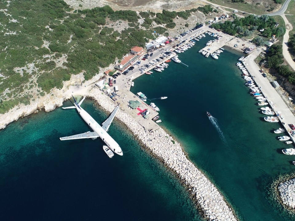 Dev yolcu uçağı Saroz Körfezi'ne batırıldı galerisi resim 7
