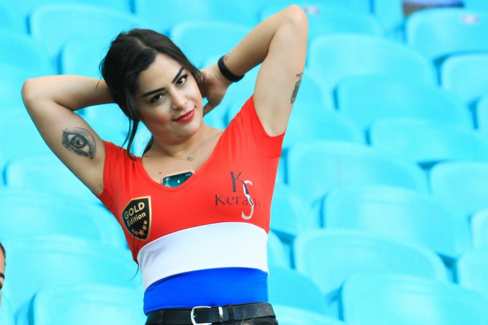 Paraguaylı güzel 9 yıl sonra yine tribünlerde! galerisi resim 5