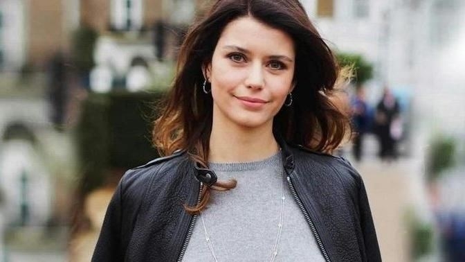 'Atiye'nin senaryosuna Beren Saat ayarı! galerisi resim 4