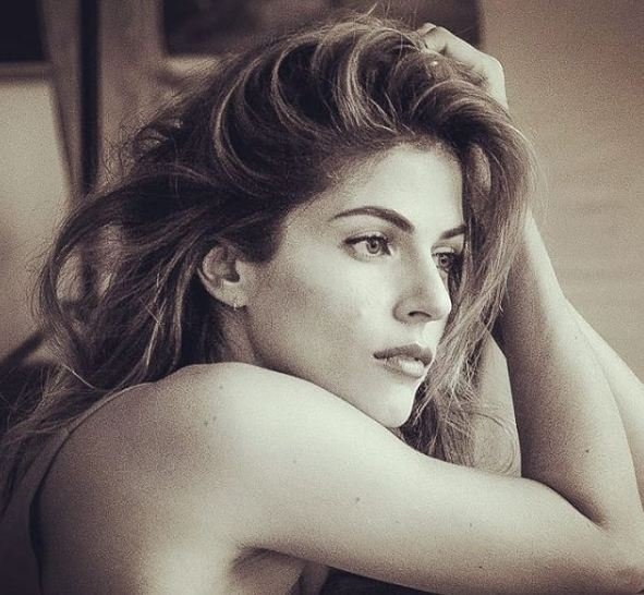 Perulu ünlü modelden final öpücüğü! galerisi resim 3