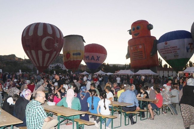 Kapadokya Balon Festivali'nden renkli manzaralar! galerisi resim 9