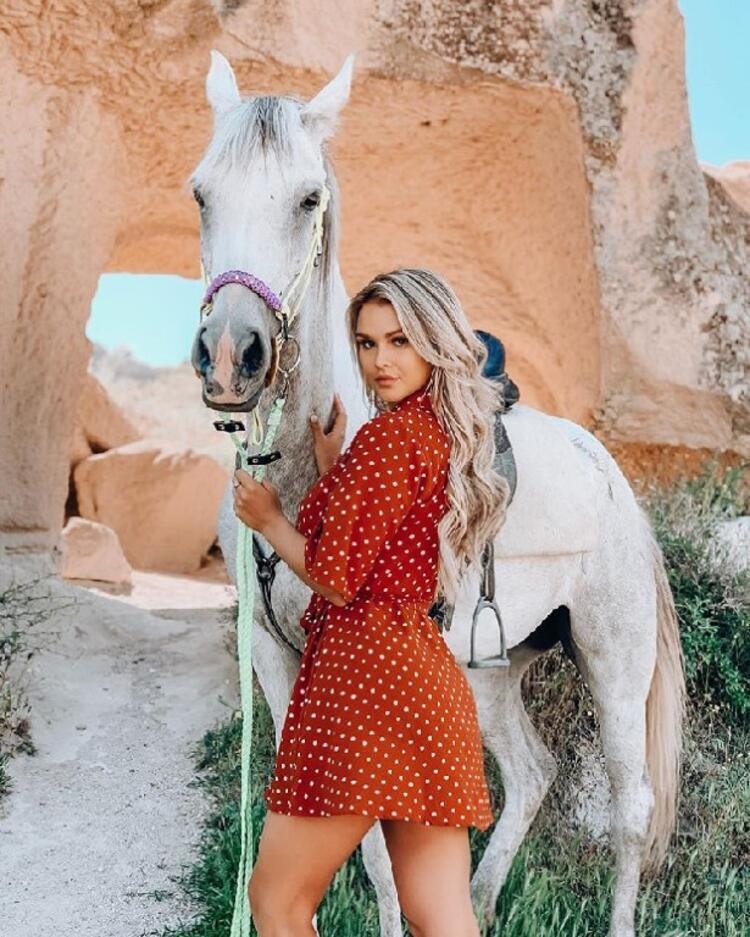 Skandalların kadını:Kinsey Wolanski... galerisi resim 16