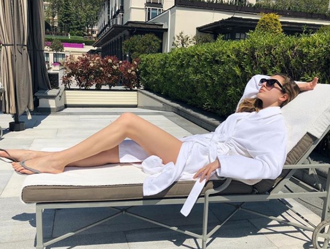 Itır Esen'e annesinden estetik engeli! galerisi resim 8