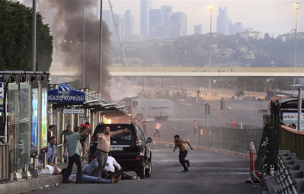 Fotoğraflarla 15 Temmuz ve Kahraman Türk Milleti galerisi resim 10
