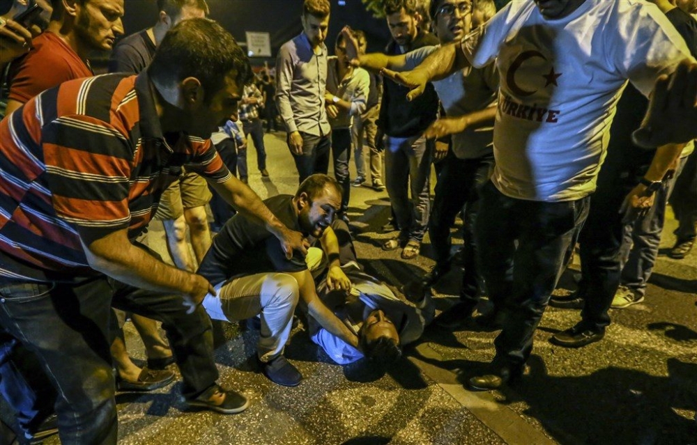 Fotoğraflarla 15 Temmuz ve Kahraman Türk Milleti galerisi resim 13