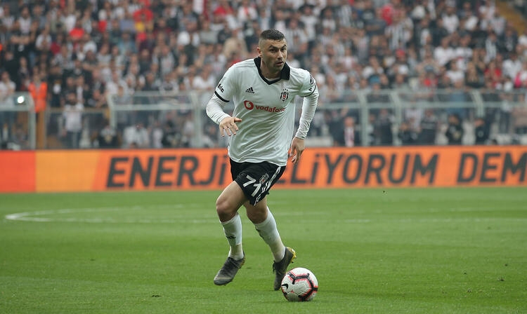 Beşiktaş'ta Burak Yılmaz krizi! galerisi resim 4