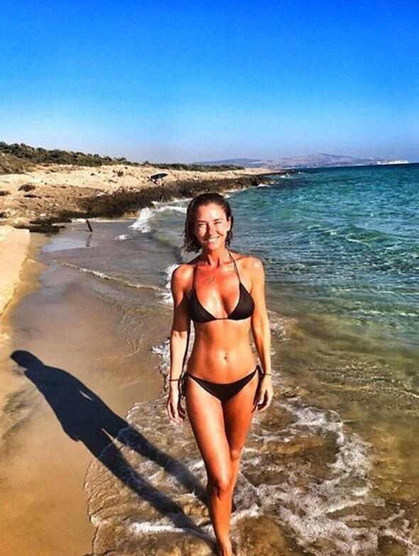 Ece Uslu resmen eridi! galerisi resim 6