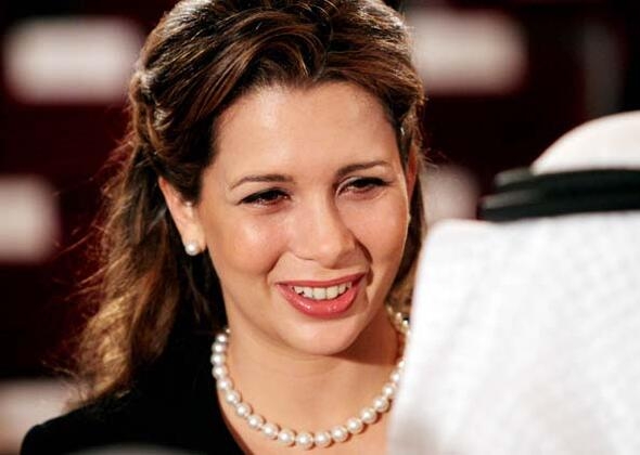 Şeyhin karısı İngiltere'ye kaçmıştı! Kılıçlar çekildi... galerisi resim 4