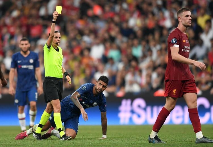 Süper Kupa finalini yönetti! Hakemlik dersi verdi... galerisi resim 7