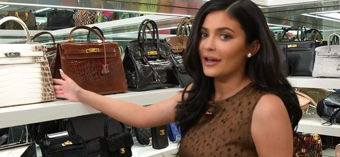 Kylie Jenner, arkadaşına destek olayım derken rezil oldu! galerisi resim 6