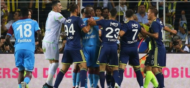 Kadıköy'deki nefes kesen maç... Dev derbiden kareler... galerisi resim 11