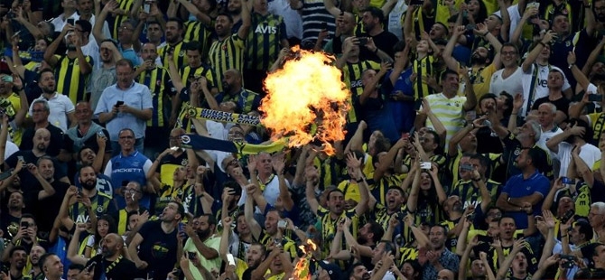 Kadıköy'deki nefes kesen maç... Dev derbiden kareler... galerisi resim 3