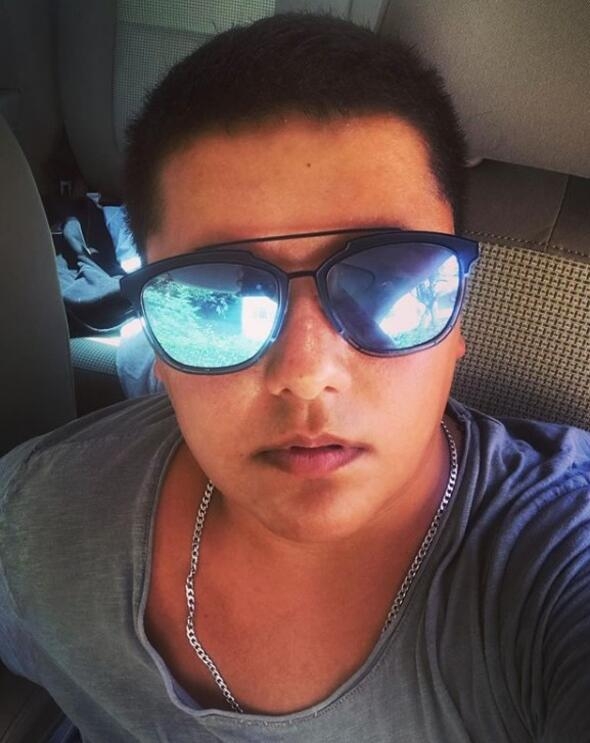 Ünlü oyuncu cinsiyet değiştirdi! Adı artık 'Atlas' galerisi resim 7