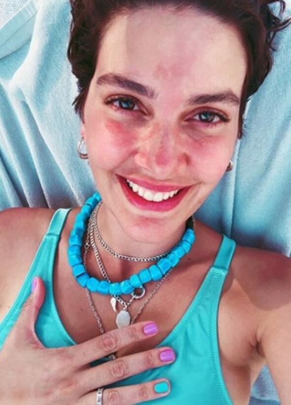 Bergüzar Korel'e, doktorundan sahne yasağı! galerisi resim 4