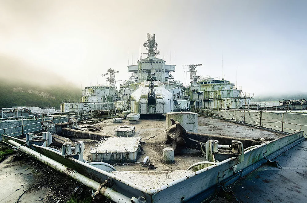 Askeri gemi mezarlığındaki terk edilmiş gemilerin etkileyici görüntüleri galerisi resim 10