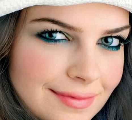 Türkiye'nin en güzel yüzlü ünlüleri galerisi resim 3