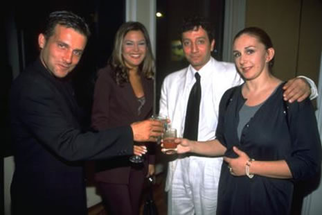 Süheyl Uygur ve eşi Burçin Orhon ailesi galerisi resim 4