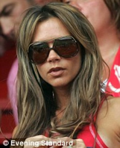 Victoria Beckham'ın 30 saç modeli  galerisi resim 19