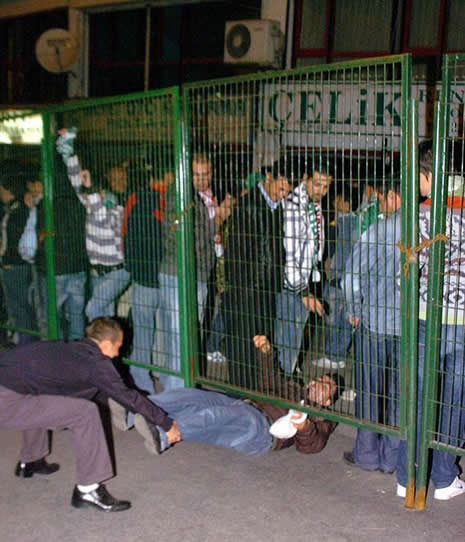 TÜRKİYE-ERMENİSTAN MAÇI galerisi resim 9