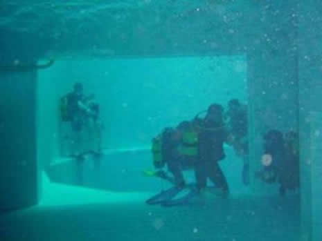 Dünyanın en derin havuzu galerisi resim 1