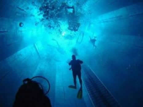 Dünyanın en derin havuzu galerisi resim 4