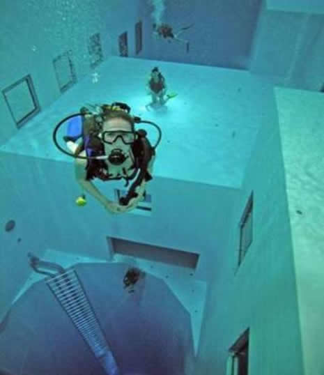 Dünyanın en derin havuzu galerisi resim 7