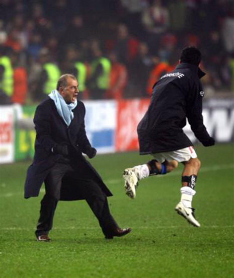 FATİH TERİM'İN İLGİNÇ HALLERİ galerisi resim 13