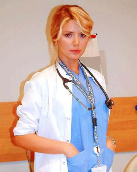 HANGİ ÜNLÜ HANGİ TAKIMI TUTUYOR? galerisi resim 11