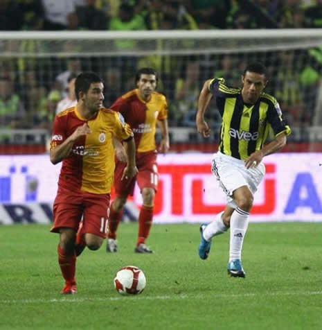 FENERBAHÇE-GALATASARAY DERBİ galerisi resim 24