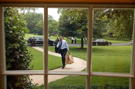 BEYAZ SARAYDAN ÇOK ÖZEL KARELER galerisi resim 8