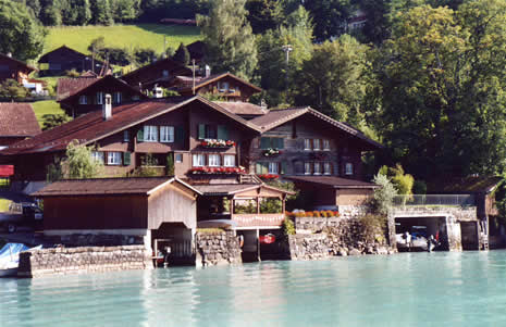 Gecesi 100 bin liradan satılık ülke