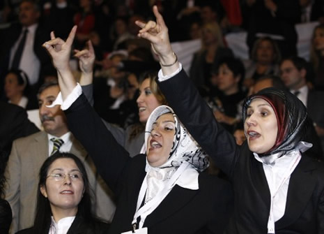 MHP 9. OLAĞAN BÜYÜK KURULTAYI galerisi resim 2