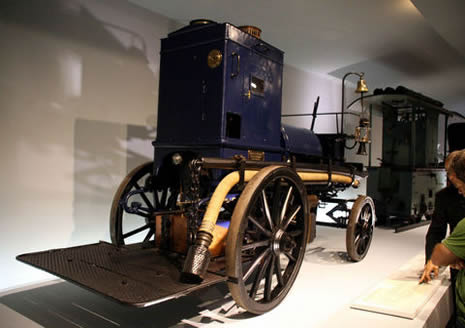 Mercedes-Benz'den otomobil tarihine yolculuk galerisi resim 13