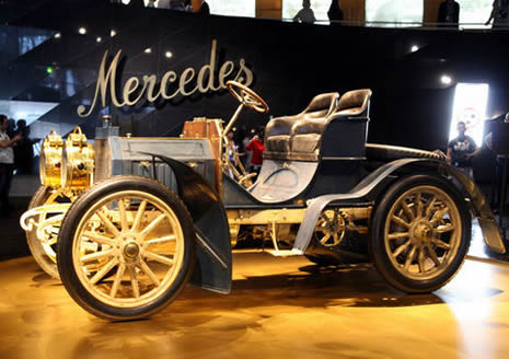 Mercedes-Benz'den otomobil tarihine yolculuk galerisi resim 9