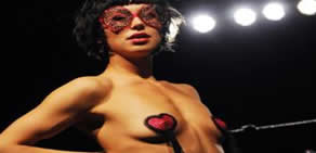 Seksi yardım defilesi