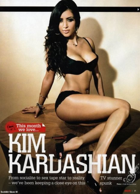Kim Kardashian'ın seksi pozları galerisi resim 24