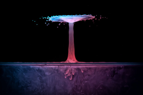 Su damlaları boya ve renkli ışıkların görsel şöleni galerisi resim 10