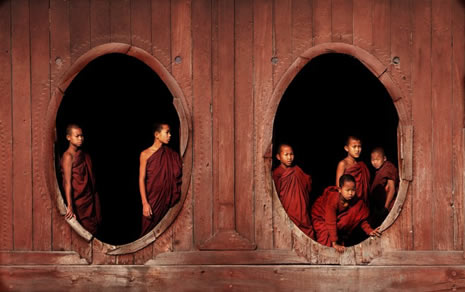 Adanmış ruhlar galerisi resim 2