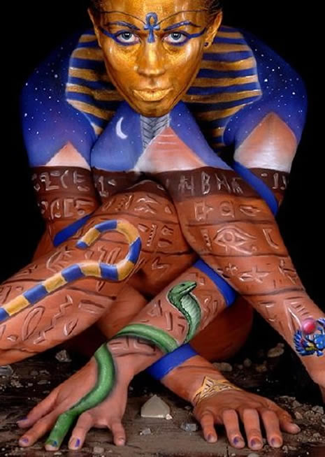 Fotoğraflardaki çıplak kadınlar galerisi resim 10